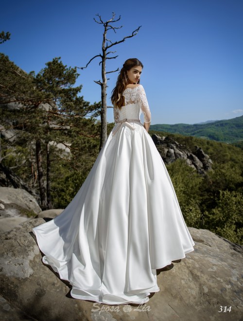 https://www.sposa-lia.com/images/stories/virtuemart/product/314      (3).jpg